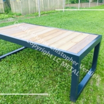 Table de jardin en acier et bois gris anthracite 03